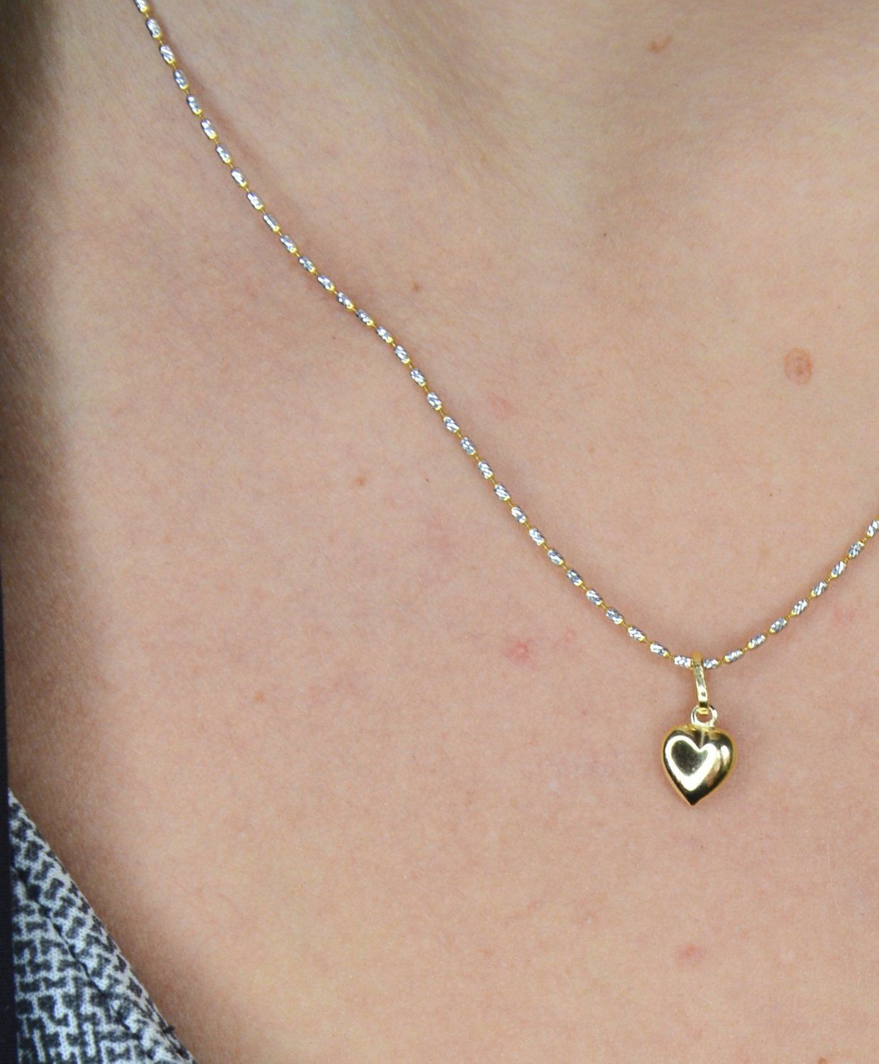 Złota zawieszka gładkie, wypukłe serce ZA 670B 333.jpg